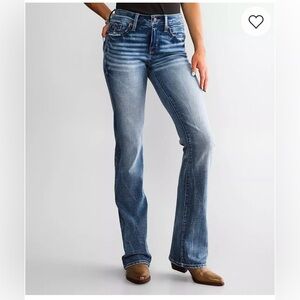 Buckle Fit No. 53 Tailored Boot
Stretch Jean 28 waist / 32 length